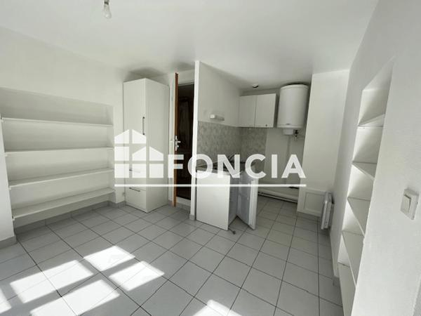 Location Studio 15.97 m² - 55 rue Battant Besancon 25000