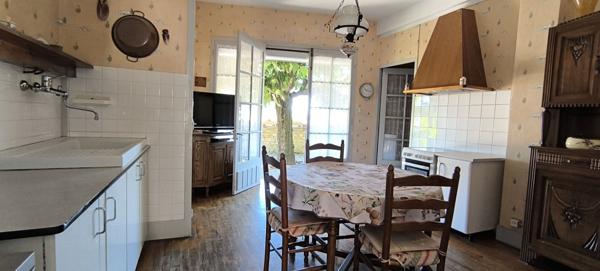 Vente Maison184 m² - 6 Pièces - CAVEIRAC (30820)