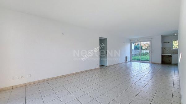 Nantes Boissière / Bout des pavés - Exclusivité ! En vente, maison d'architecte de 2005, plain pied 2 chambres, garage, jardin clos. A deux pas des petits commerces et du Tram.