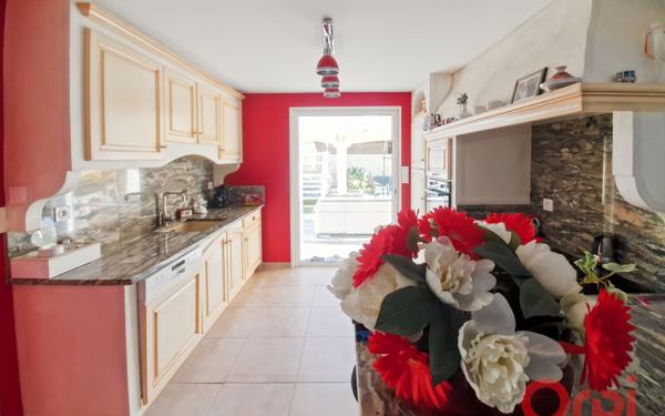 Maison à vendre    6 pièces •  Agde