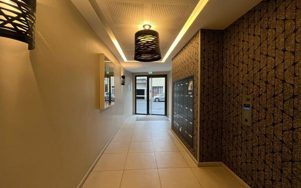 Appartement à louer    2 pièces • 42,20 m2 Fontenay-sous-Bois