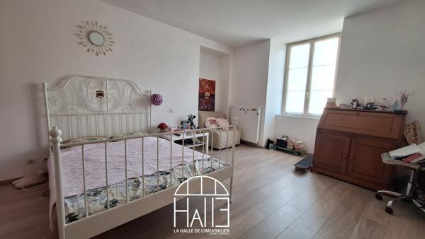 Maison 7 pièces - 240 m²
