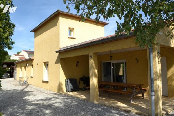 MAISON INDIVIDUELLE AVEC TERRAIN ATTENANT DE 2226 m²
