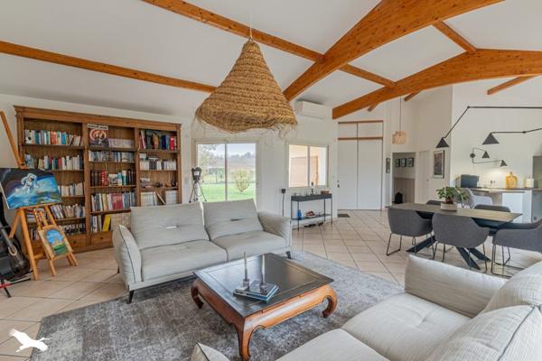 Maison à vendre 415 000 € Créon 5 p 131 m² DPE C