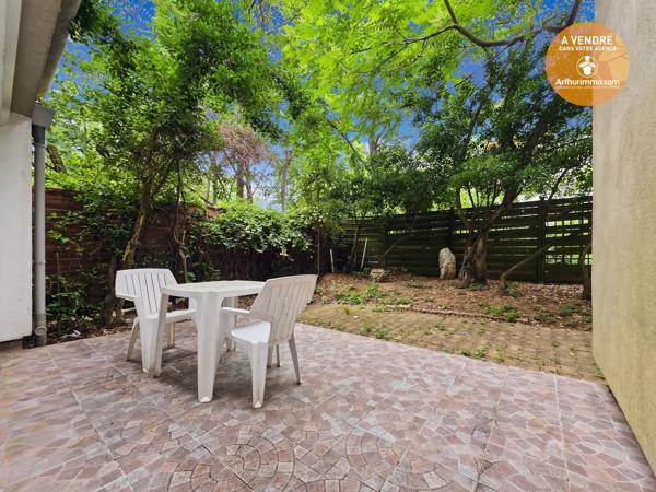 Vente                                                      Appartement
                        
                     3 pièces                      78 m2                     à Évry-Courcouronnes