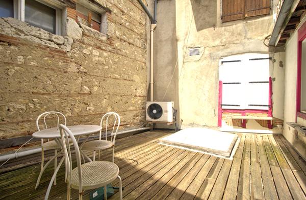 AGEN quartier Cathédrale - Immeuble de rapport de 211m² , composé de 4 lots actuellement loués.