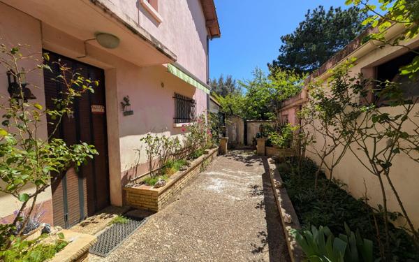 Maison à vendre    5 pièces • 183,69 m2 Le Pontet