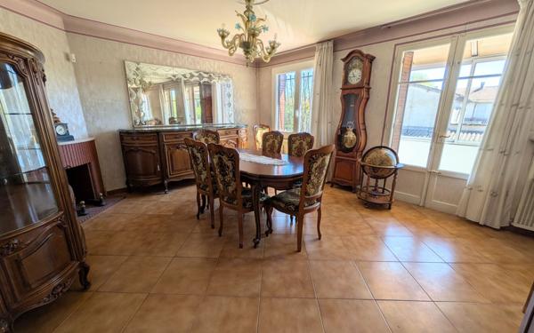 Maison à vendre    5 pièces • 183,69 m2 Le Pontet
