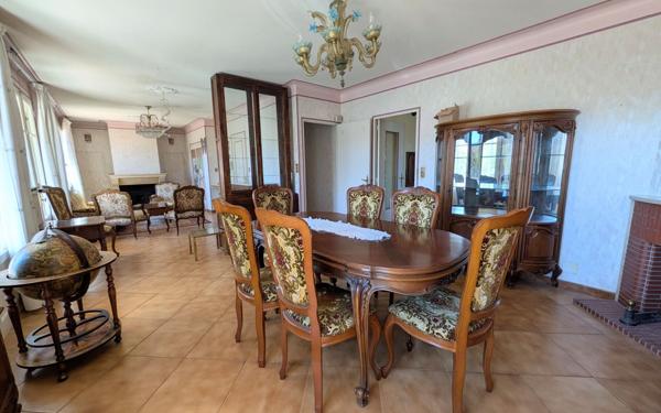 Maison à vendre    5 pièces • 183,69 m2 Le Pontet