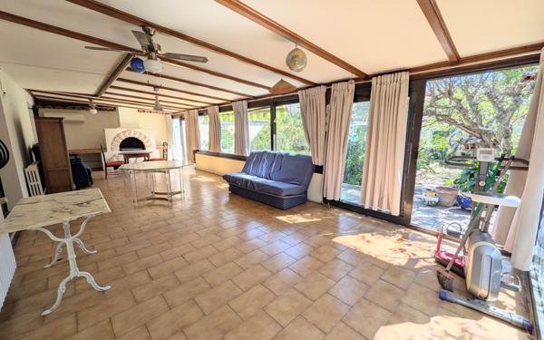 Maison à vendre    5 pièces • 183,69 m2 Le Pontet