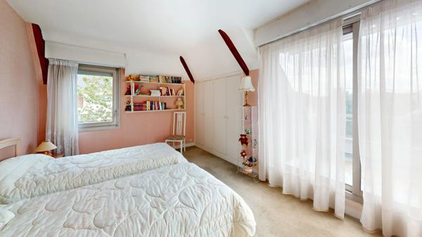 Maison d'architecte L'HAY-LES-ROSES 5 pièces 163.28 m²