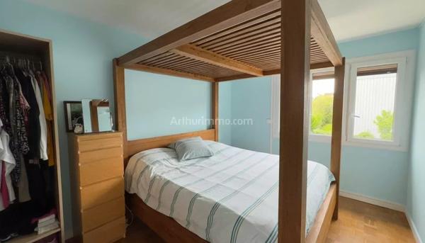 Vente                                                      Appartement
                        
                     3 pièces                      72 m2                     à Pringy
