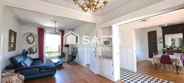 Maison de ville, 173 m², 9 pièces avec jardin, garage et dépendance