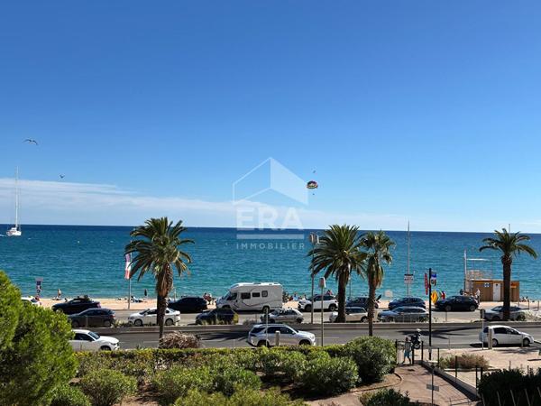 FREJUS PLAGE T2  32 m² VUE MER