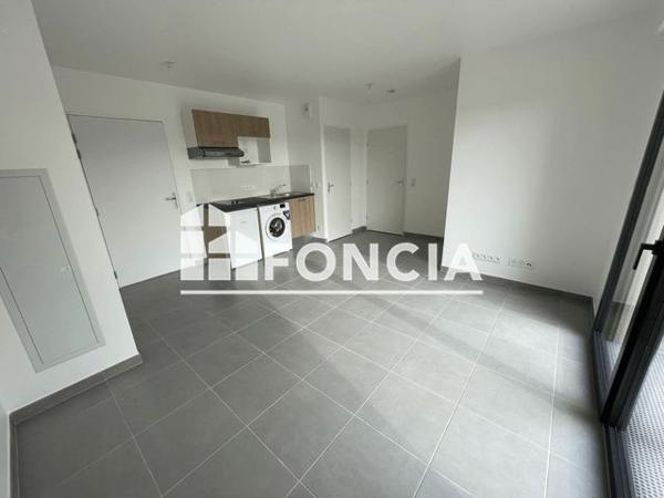 Location Appartement 2 pièces 38.05 m² - 1 BIS RUE GEORGES CLEMENCEAU Grand Couronne 76530