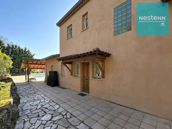 PROPRIETE CHALAIN D'UZORE - 5 pièces - Vue panoramique - 10 MIN MONTBRISON 42600