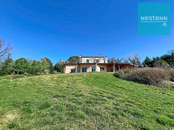 PROPRIETE CHALAIN D'UZORE - 5 pièces - Vue panoramique - 10 MIN MONTBRISON 42600