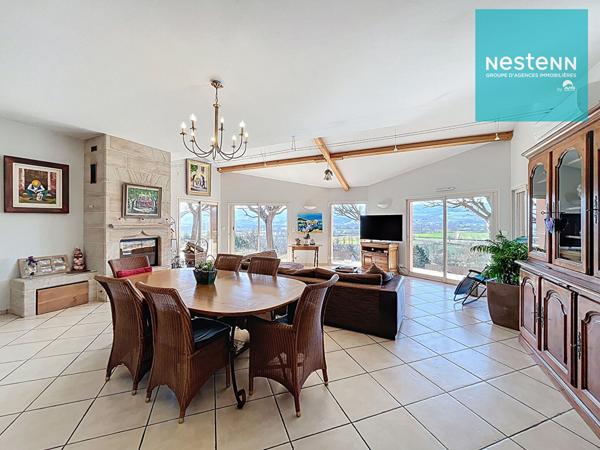 PROPRIETE CHALAIN D'UZORE - 5 pièces - Vue panoramique - 10 MIN MONTBRISON 42600