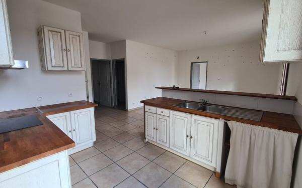 Appartement à louer    3 pièces •  Loupian