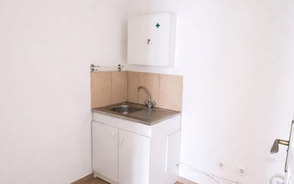 Appartement à louer    3 pièces •  Loupian