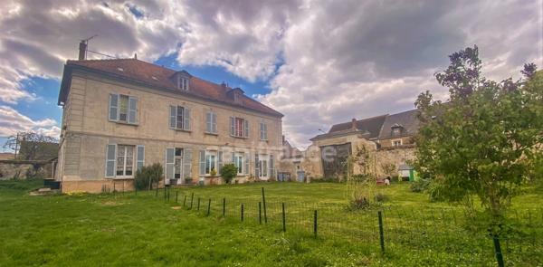 Dpt Essonne (91), à vendre ANGERVILLE propriété composé de 2 maisons (plus de 600 m² habitable) sur terrain de 29700 m².