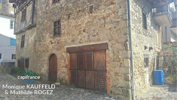 Maison de caractère à rénover – Olliergues