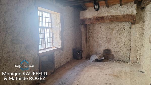 Maison de caractère à rénover – Olliergues