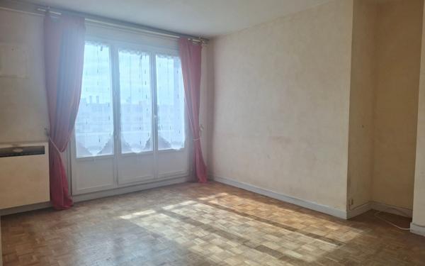 Appartement à vendre    3 pièces • 51 m2 Vénissieux