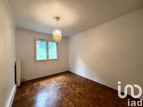 Appartement 3 pièces de 69 m² à Bougival (78380)