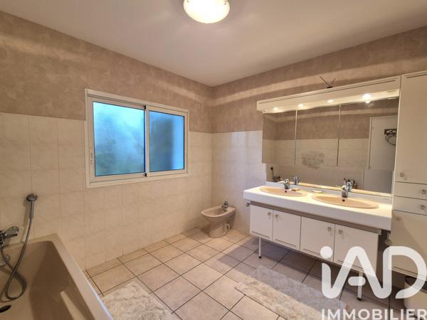 Maison à vendre 6 pièces 155 m² Les Sables-d'Olonne