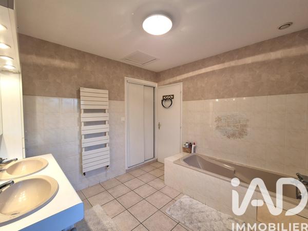 Maison à vendre 6 pièces 155 m² Les Sables-d'Olonne