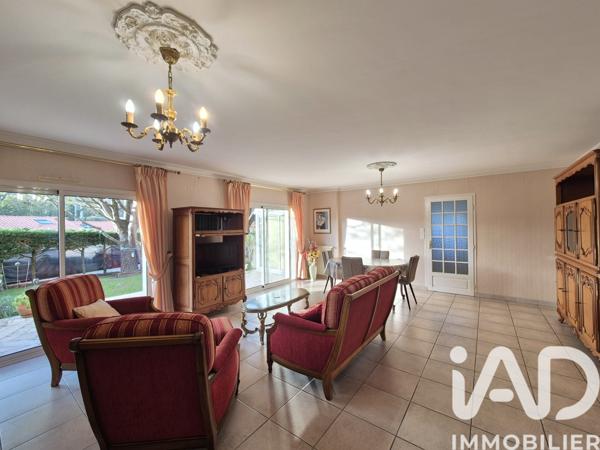 Maison à vendre 6 pièces 155 m² Les Sables-d'Olonne