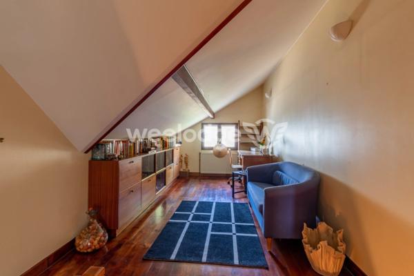 Maison à vendre 7 pièces de 139 m² à Jouy-le-Moutier