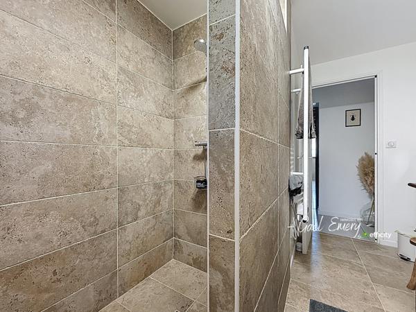 Maison 7 pièces - 210 m² Exclusivité efficity