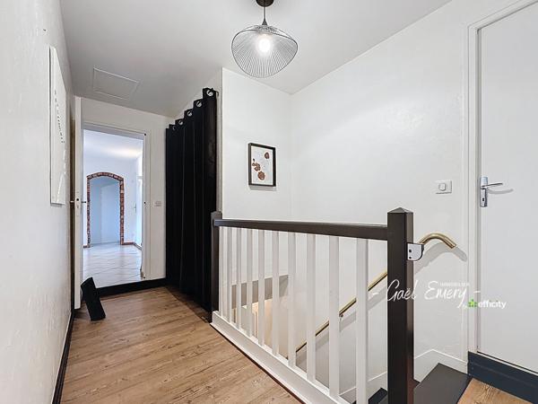 Maison 7 pièces - 210 m² Exclusivité efficity