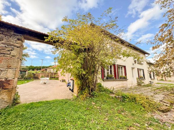 Vente Maison de village 7 pièces 271 m2 à Saint-Broingt-le-Bois