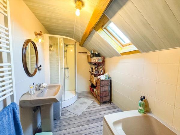 Vente Maison de village 7 pièces 271 m2 à Saint-Broingt-le-Bois