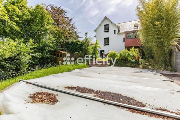 Maison
         7 pièces
        - 199 m² Exclusivité 475 000 € *