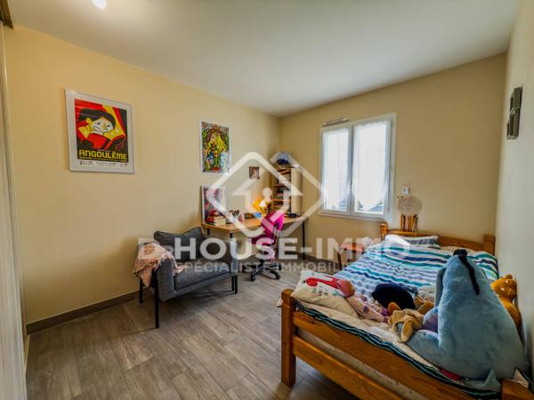 Maison à vendre 6 pièces de 143 m²