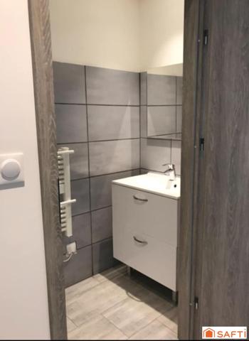 Immeuble de ville rénové de 2 appartements au centre de Thaon-les-Vosges