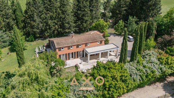Puyricard -  Maison 215 m2 - Terrain 4300m2 - Piscinable