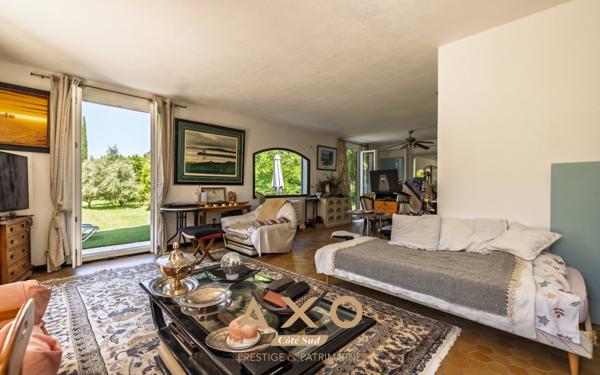 Puyricard -  Maison 215 m2 - Terrain 4300m2 - Piscinable