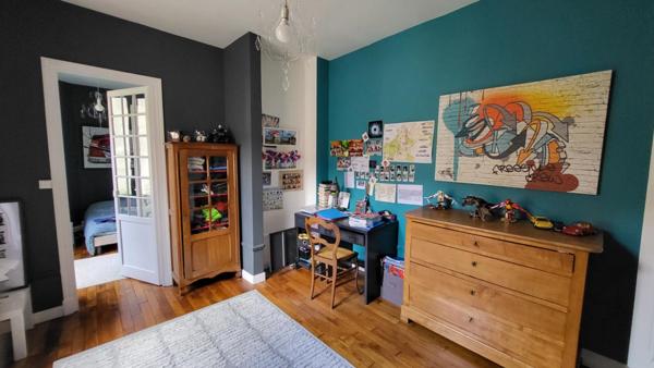 BELLE MAISON BOURGEOISE HYPER CENTRE AVEC GRAND JARDIN