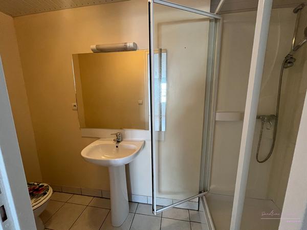 Studio duplex avec espace nuit séparé - Libre immédiatement - Vihiers