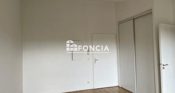 Location Studio 29.25 m² - Sceaux 92330