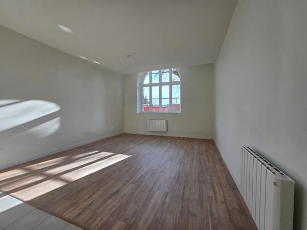 LOCATION APPT 3 PIECES - RUE DE BARBIEUX 59100 ROUBAIX