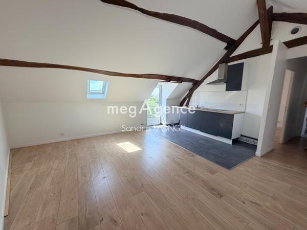 Immeuble à AUNEAU-BLEURY-SAINT-SYMPHORIEN, 28700 - 200m²