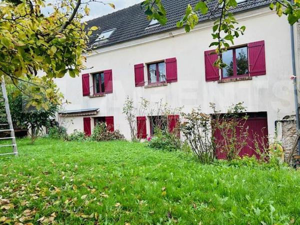 Maison longère 11 pièces - 240m²