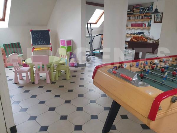 Maison longère 11 pièces - 240m²