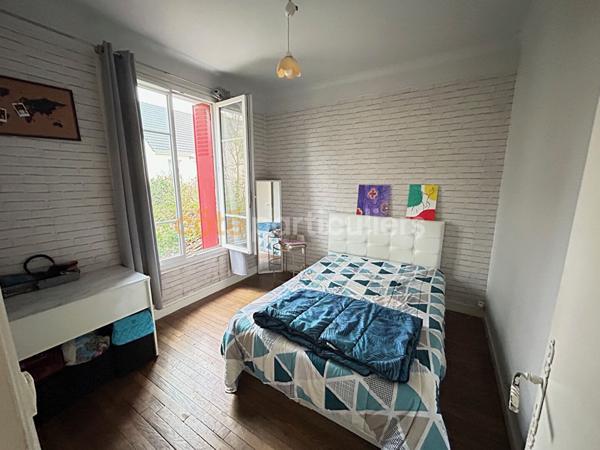 Vente Maison158 m² - 8 Pièces - VILLENEUVE LE ROI (94290)